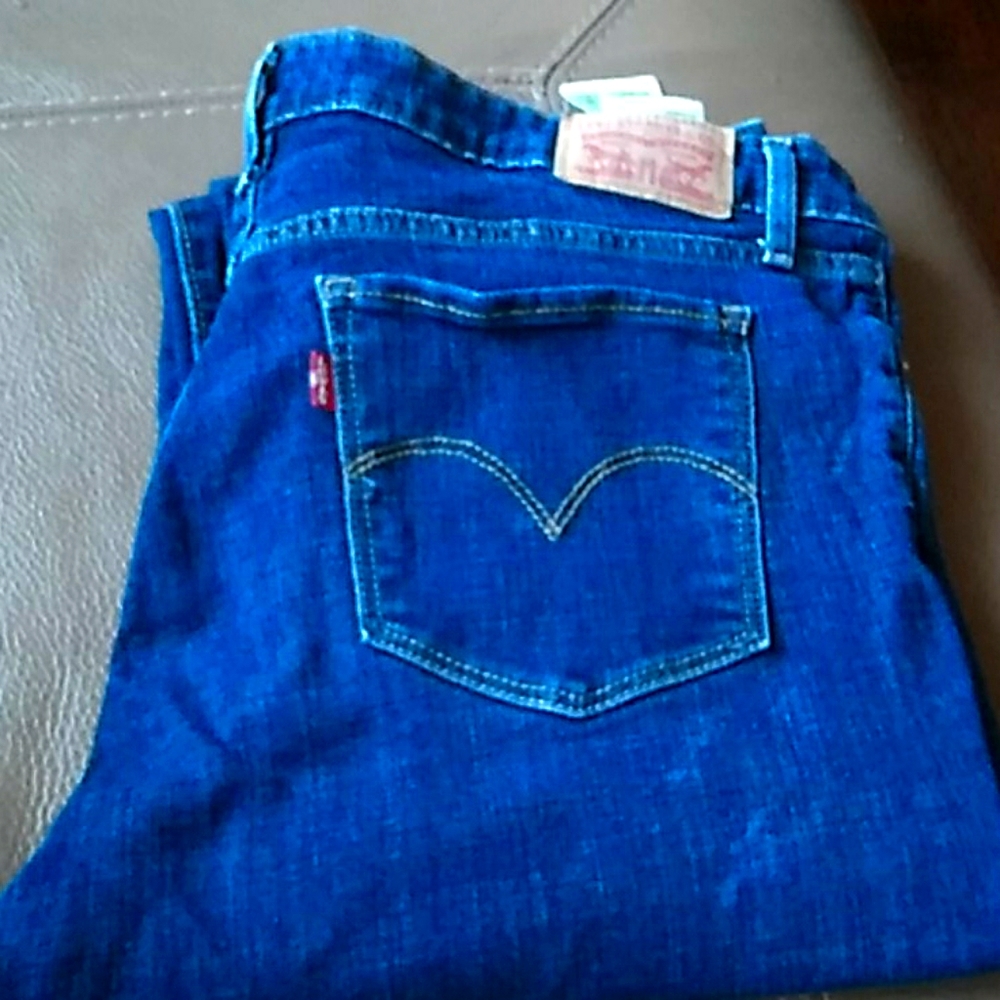 Levi's skinny distressed